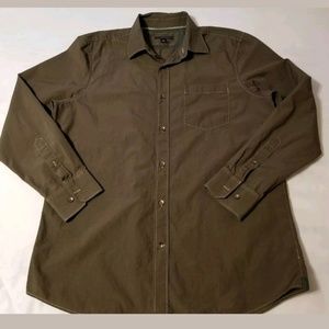Men's L Banana Republic Button front dress shirt